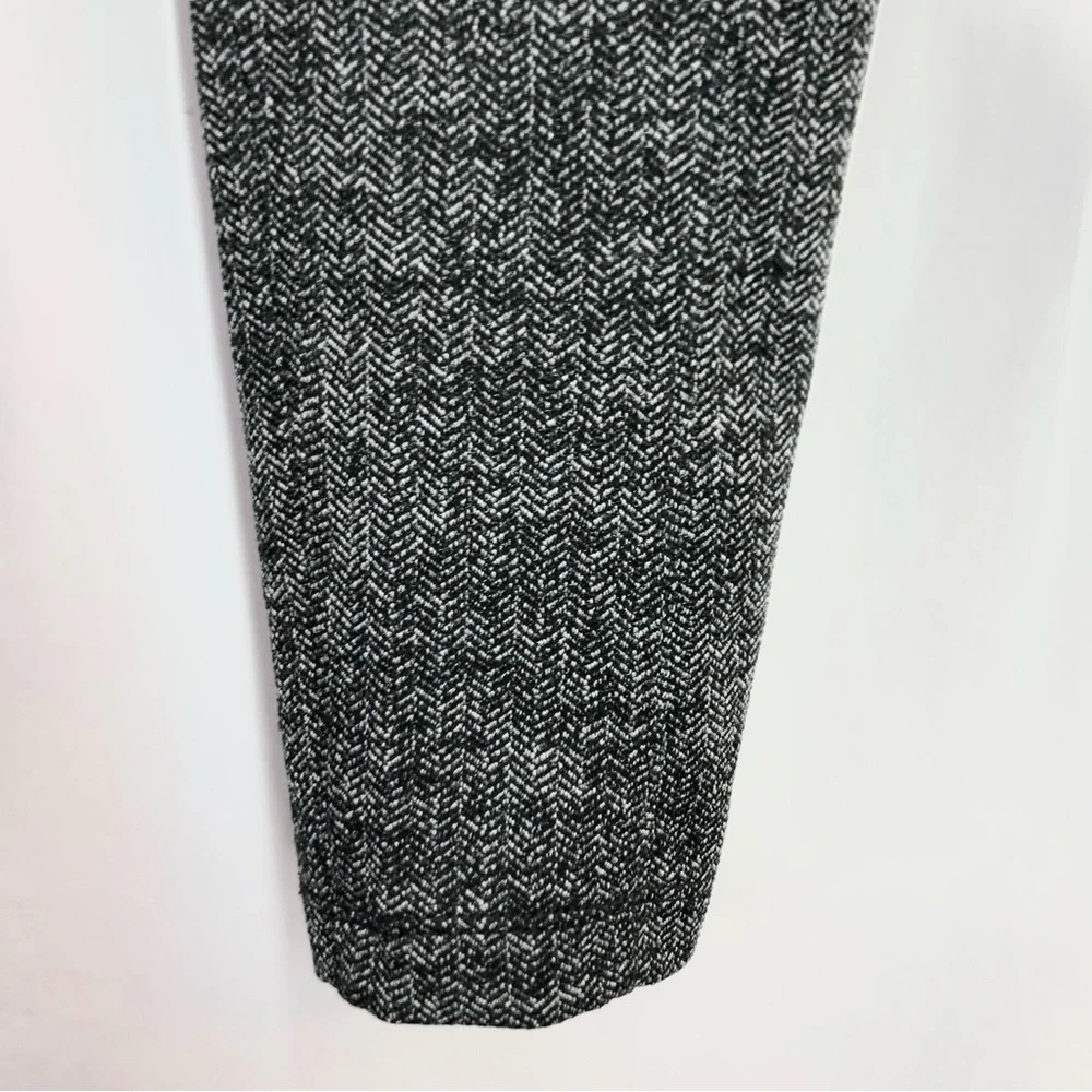 Athleta Pocket Leggings Chevron Herringbone Gray Women's Size XS - Picture 8 of 12